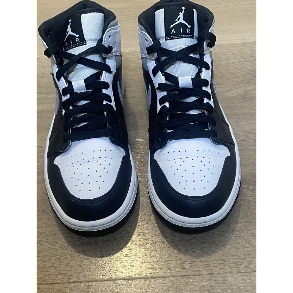 Nike Air Jordan 1 Mid White Shadow Grey 554724-073 Men's Size 8